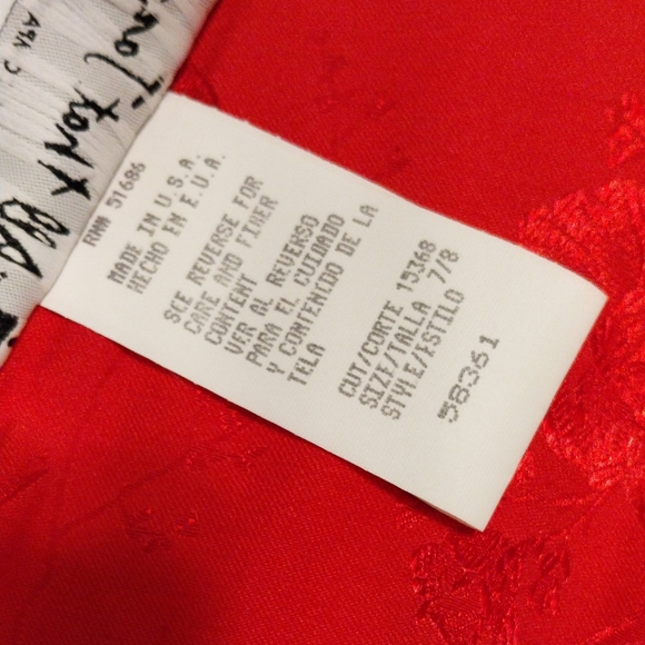 Brand new Red Floral Sleeveless cheng san Made in USA - Picture 6 of 16